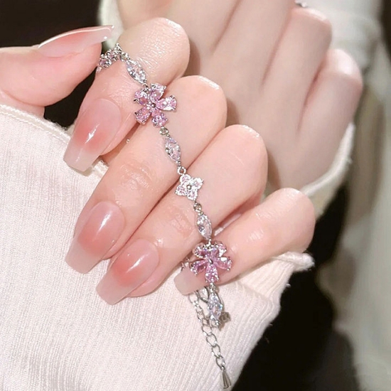 Picture of Flower Girl Bracelet