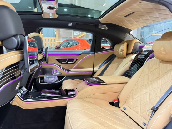 Picture of Mercedes MAYBACH tgrebe